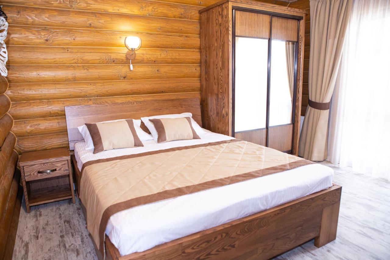 Viking Hotel Bukovel Ngoại thất bức ảnh