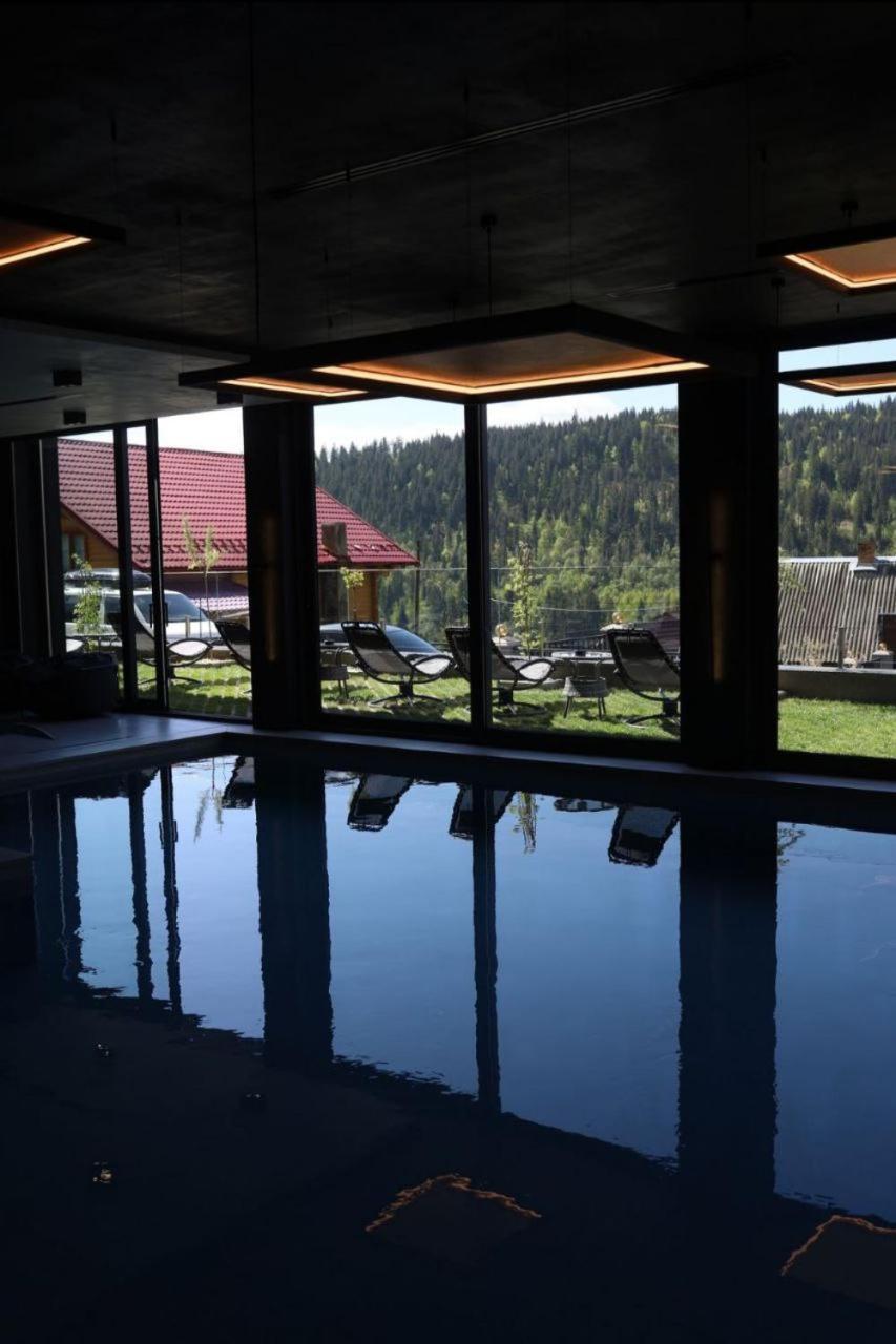 Viking Hotel Bukovel Ngoại thất bức ảnh